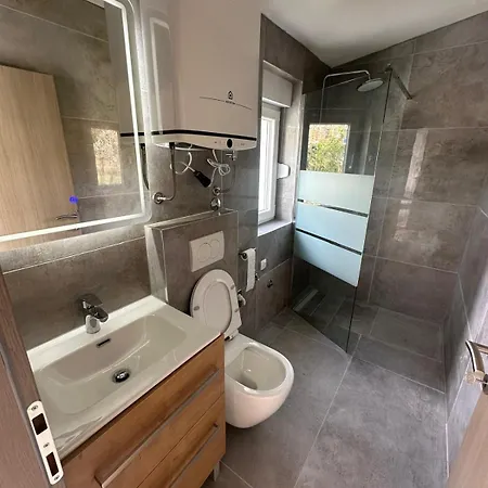 Little Dream Apartment Split